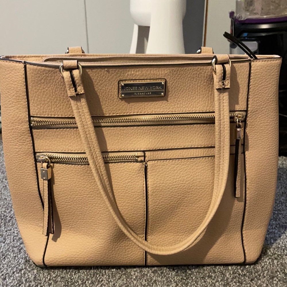 Jones New York Purse